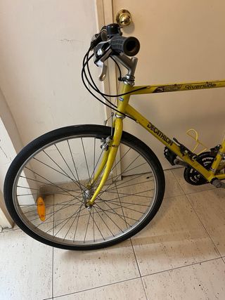 Bicicleta Decathlon Riverside Amarilla