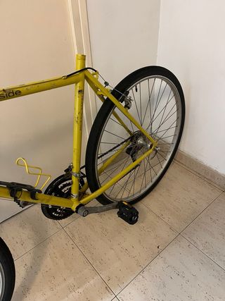 Bicicleta Decathlon Riverside Amarilla