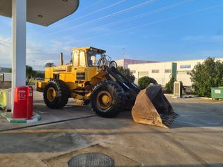 Pala cargadora Volvo l 120