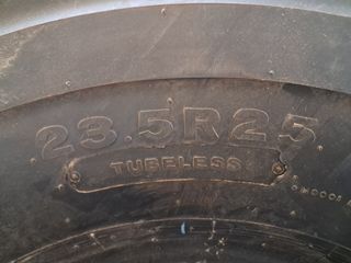 Pala cargadora Volvo l 120