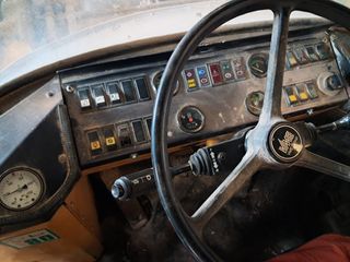 Pala cargadora Volvo l 120