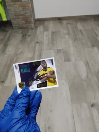 Cromos de fútbol variados