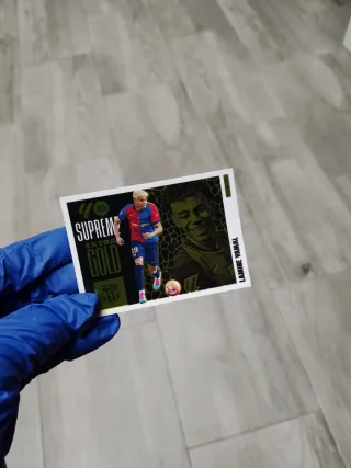 Cromos de fútbol variados