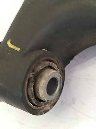 BRAZO SUSPENSION INFERIOR DELANTERO DERECHO HYUNDAI BAYON (2)