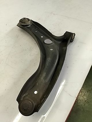 BRAZO SUSPENSION INFERIOR DELANTERO IZQUIERDO HYUNDAI BAYON