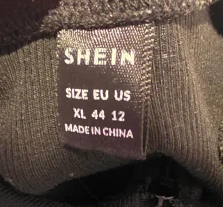 Mono corto de mujer negro