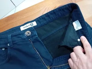 Pantaloni taglia 48 blu e neri