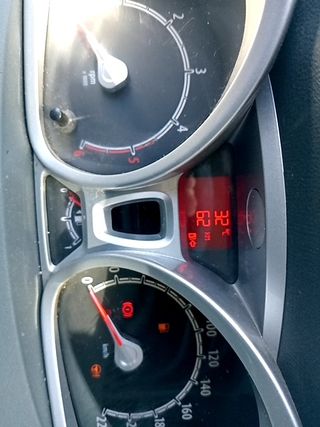 CUADRO INSTRUMENTOS FORD FIESTA (CE1) (7)