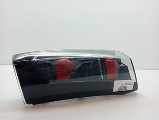 PILOTO TRASERO IZQUIERDO INTERIOR PEUGEOT 2008 (P1) (4)