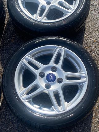 Llantas Ford Fiesta 2017