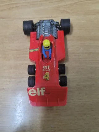 Coche Scalextric Tyrrell P34 6 Ruedas