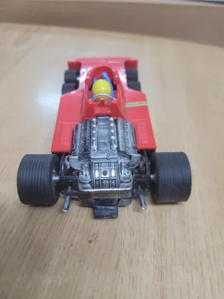 Coche Scalextric Tyrrell P34 6 Ruedas