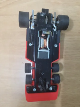 Coche Scalextric Tyrrell P34 6 Ruedas