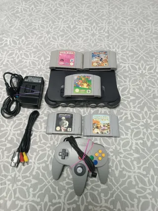 Nintendo 64. Clásicos Start Wars y Super Mario 64.