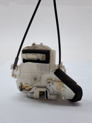 CERRADURA PUERTA TRASERA DERECHA SUBARU FORESTER S11 (SG)