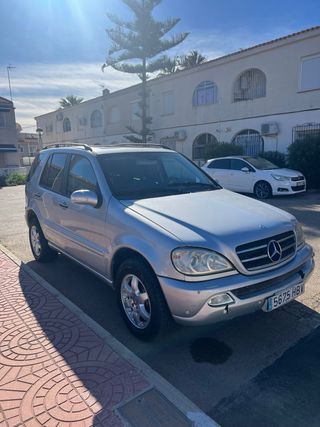 Mercedes-Benz ML 2004