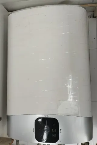 Calentador Eléctrico Fleck Doble Depósito