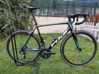 Bicicleta de carretera Fuji SL Caja Rural Talla 58