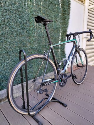 Bicicleta de carretera Fuji SL Caja Rural Talla 58
