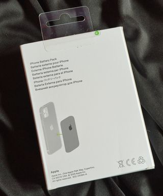 Apple iPhone Battery Pack MagSafe