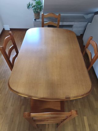Salón completo de roble