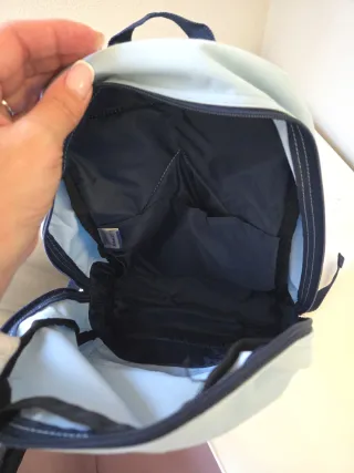 Mochila Reebok Classic Azul y Beige