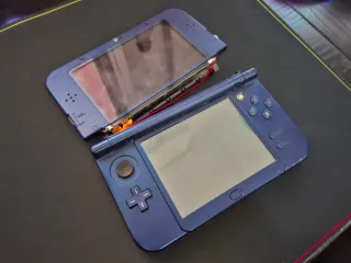 New Nintendo 3DS XL - PARA PIEZAS