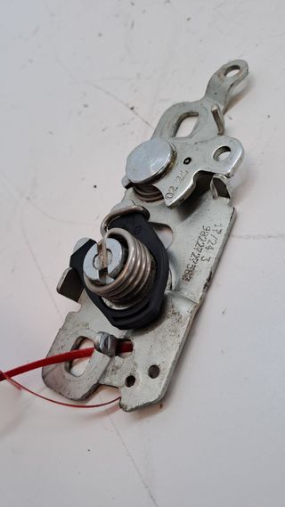 CERRADURA CAPOT OPEL CORSA F