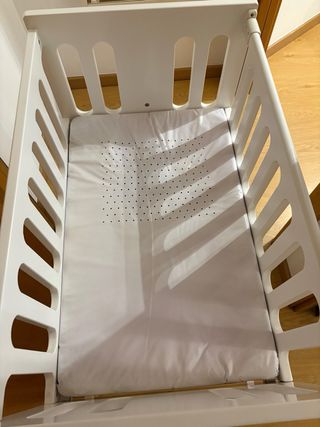 Minicuna colecho con ruedas