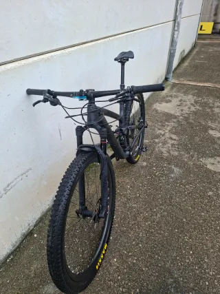 Bicicleta Trek top fuel 9.8 Montaña Carbono