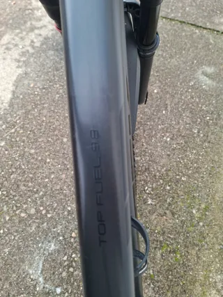 Bicicleta Trek top fuel 9.8 Montaña Carbono