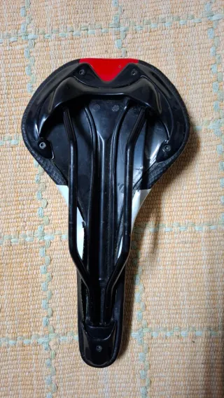 Sillín CUBE Road Performance Negro