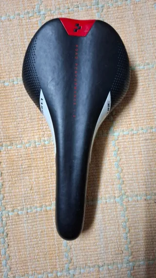 Sillín CUBE Road Performance Negro