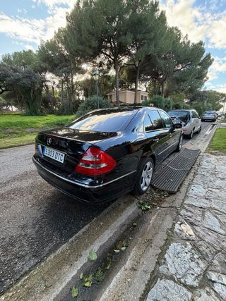 Mercedes-Benz Clase E 2005