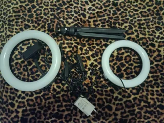 2 Anillos de Luz LED con Trípode y Cargador