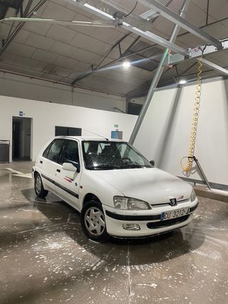 Peugeot 106