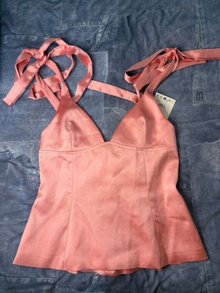 Top Zara tirantes satinado rosa