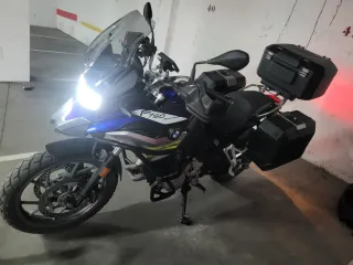 Vendo  BMW F 750 sport