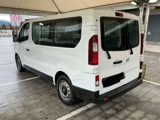 Nissan NV300 L2 9 PLAZAS