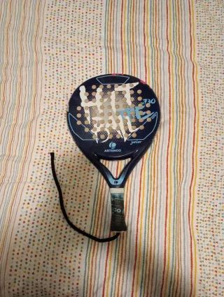 Pala de tenis-pádel Artengo.