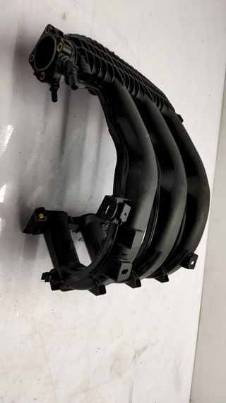 COLECTOR ADMISION CITROEN C3 (2)