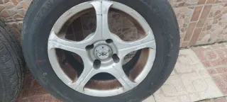 Llantas Peugeot 4 unidades)