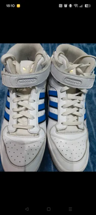 Adidas Forum Mid Blancas y Azules