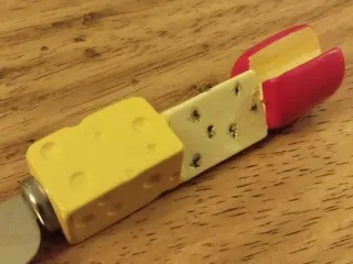 Coltello da formaggio