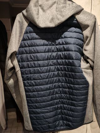 Chaqueta Jack&Jones acolchada gris y azul Talla M