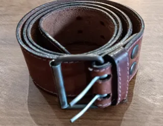 Cintura in cuoio marrone