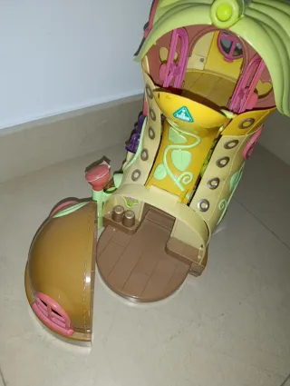 Casa de muñecas de juguete