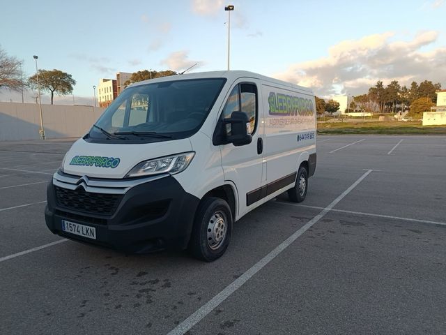 Furgonetas de alquiler LEBRI-FURGO