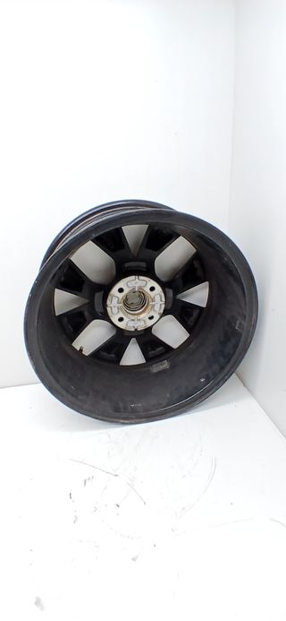 LLANTA RENAULT CLIO V