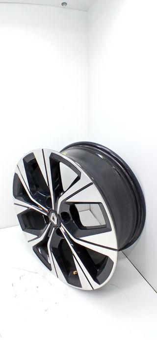 LLANTA RENAULT CLIO V